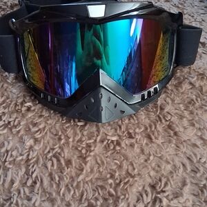 Black and Multicolor Ski Goggles